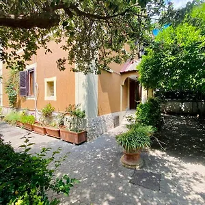 Albergue Mochileros - Age Limit 18-28 Nápoles