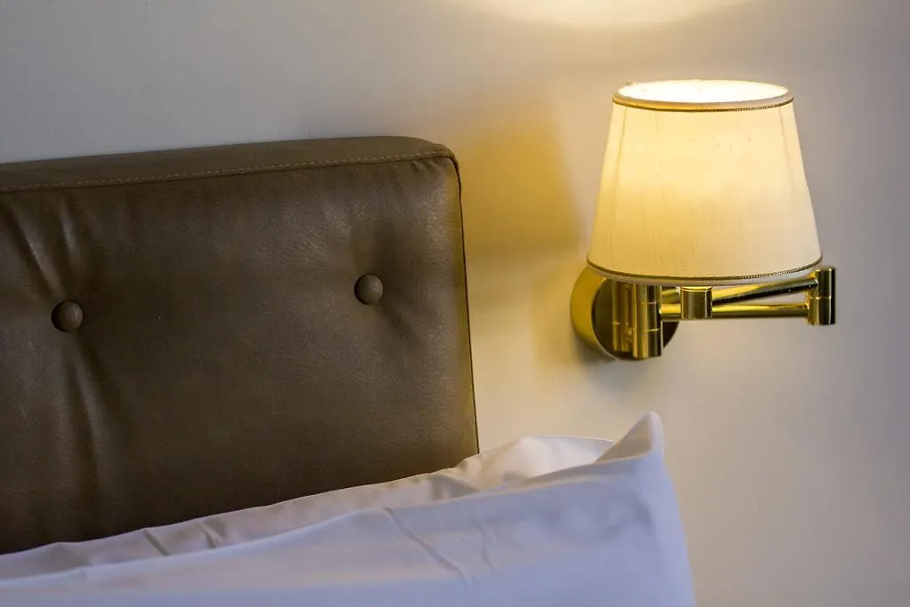Splendor Suite Rome - Suites & Apartments Italy